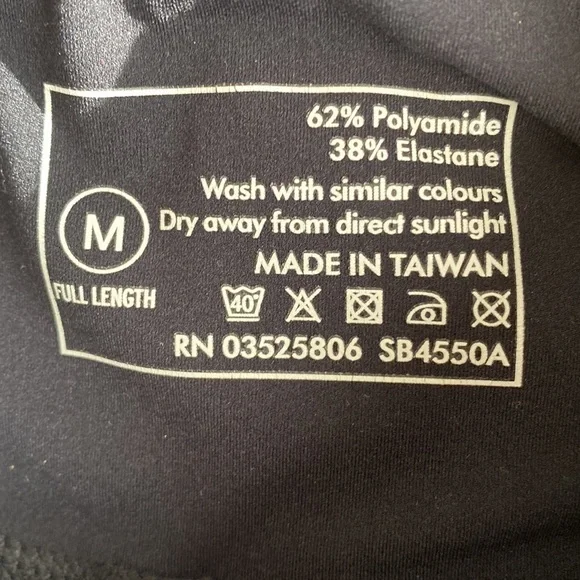 Sweaty Betty The Power black blue line print leggings - Picture 6 of 6